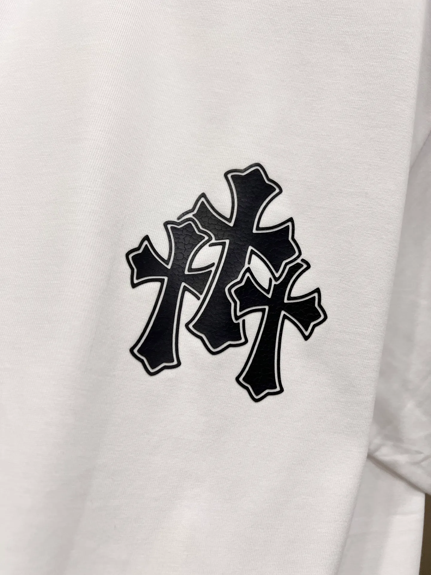 🅿️190 CH Crow 2025 Autumn and Winter New Short-sleeved T-shirt Cross foam design The real thing is great🔥Same size for men and women Loose version Size S M L XL XXL Five sizes Black White